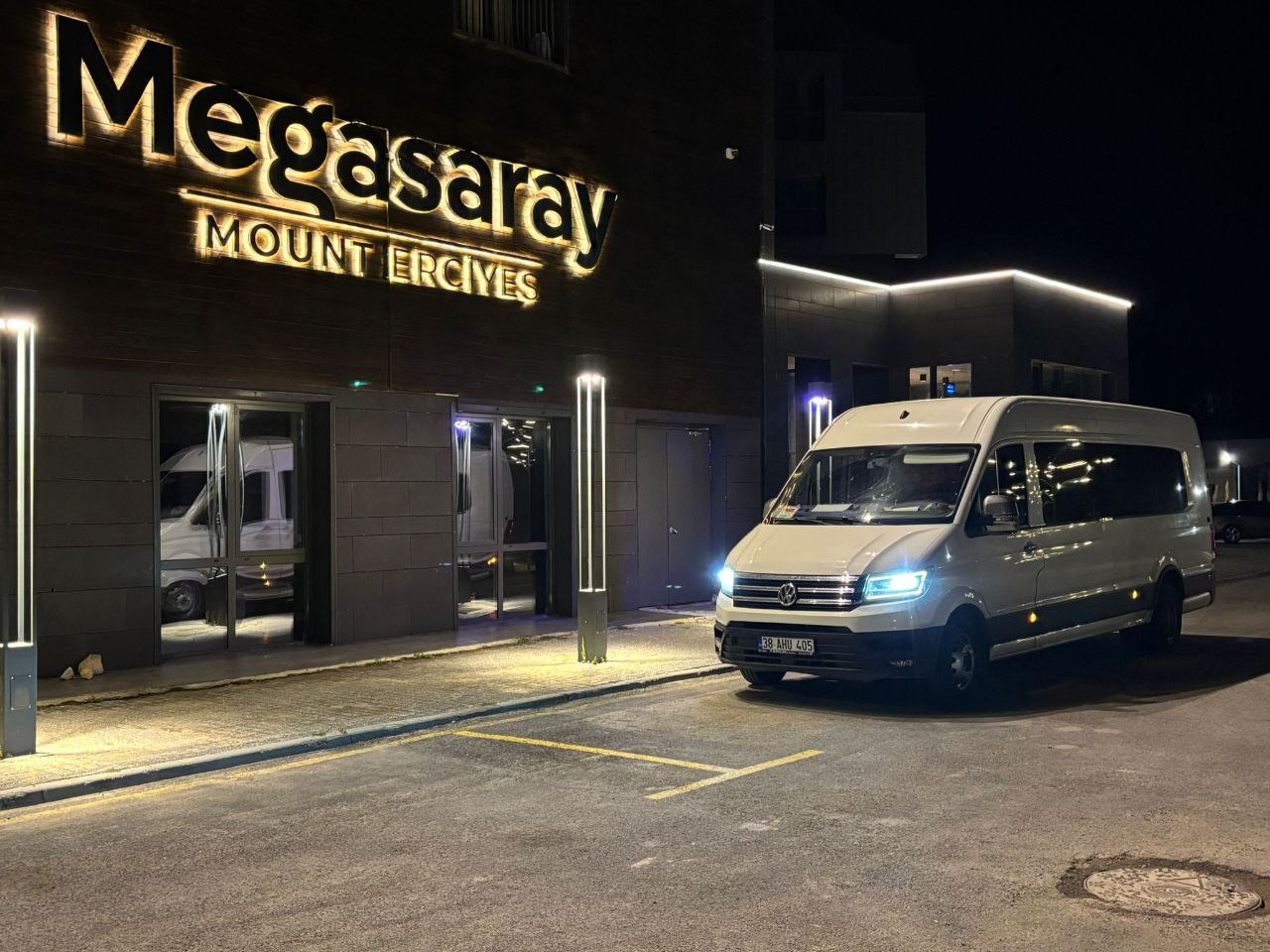 VIP transfer Istanbul, door to door VIP group Transfer